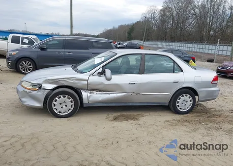 2002 Honda Accord 2.3 Lx из США, поврежденный, VIN 3HGCG66592G704230